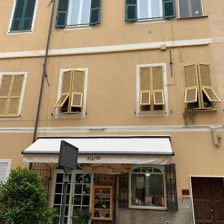 Piazza Xxv Aprile * Laigueglia